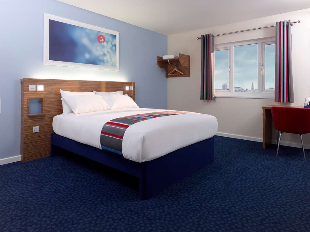 Travelodge Buckingham Room photo